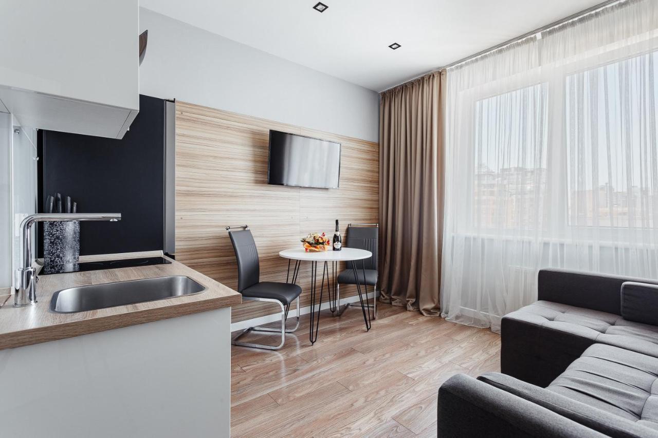 White Apartment In 12 Floor Odesa Exterior foto